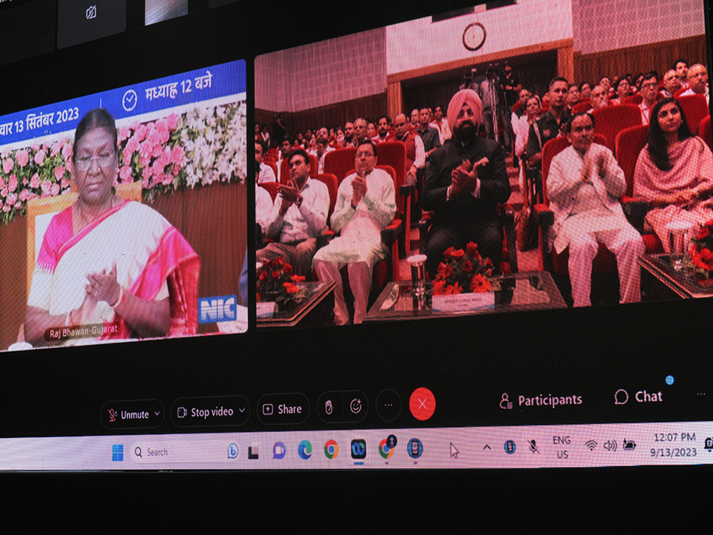 राष्ट्रपति द्रौपदी मुर्मु ने किया गांधीनगर, गुजरात से ‘‘आयुष्मान भव’’ अभियान का वर्चुअली शुभारंभ
