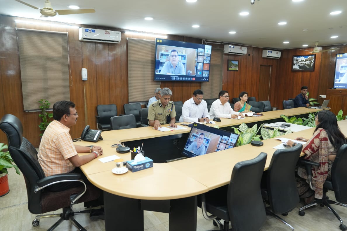 मुख्य सचिव ने लिया जिलाधिकारियों से चारधाम यात्रा की तैयारियों का जायजा