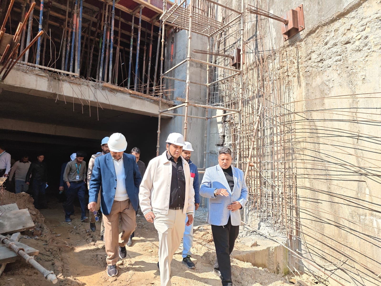 आवास सचिव ने एमडीडीए की तीन महत्वपूर्ण परियोजनाओं का किया स्थलीय निरीक्षण