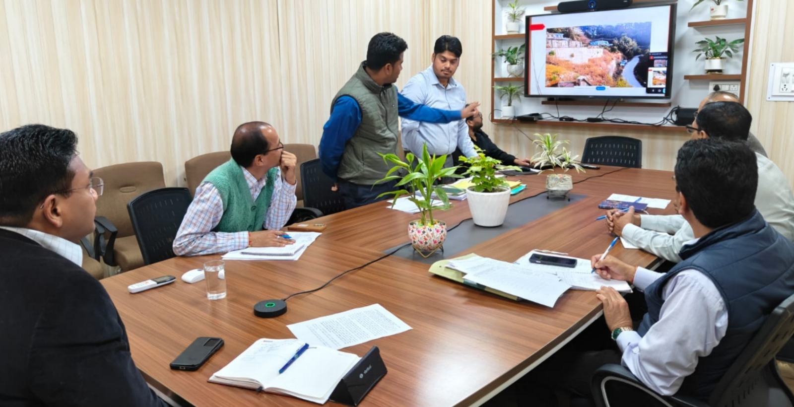 मुख्यमंत्री घोषणाओं को समयबद्ध पूर्ण करना आवास विभाग की प्राथमिकता: आवास सचिव