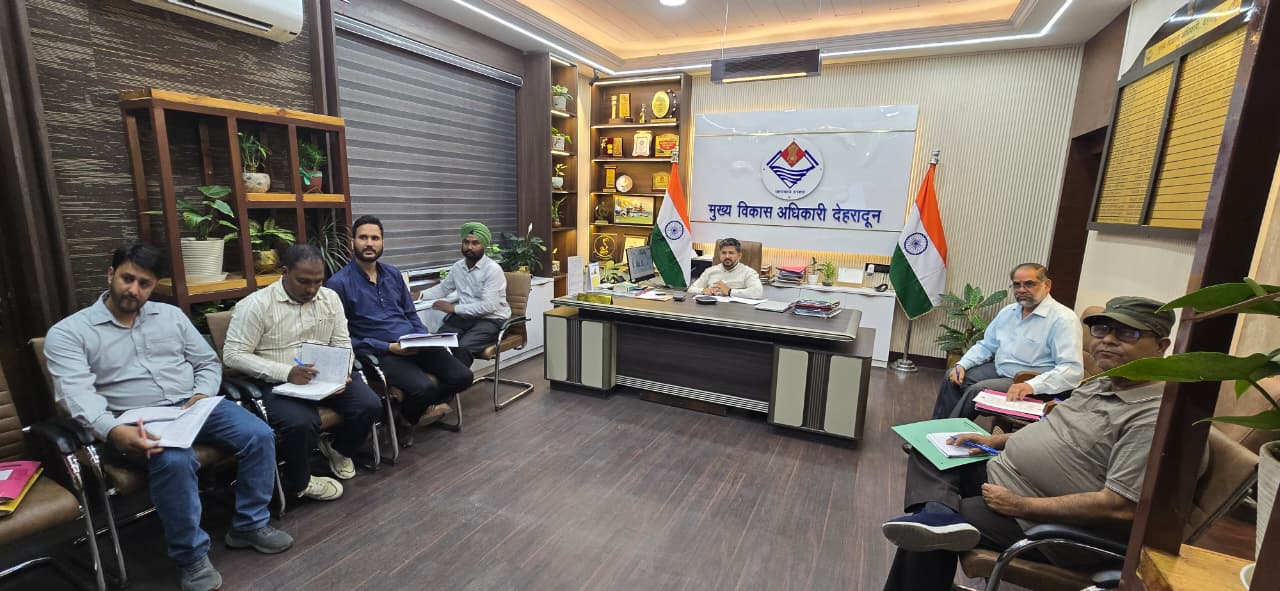 मतदाता सूची विशेष गहन पुनरीक्षण मैपिंग कार्य में प्राप्त दावे-आपत्तियों का समयबद्ध करें निस्तारणः सीडीओ