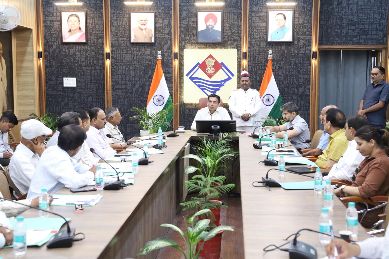 एसआईआर को लेकर प्रशासन और राजनीतिक दलों की हुई अहम बैठक