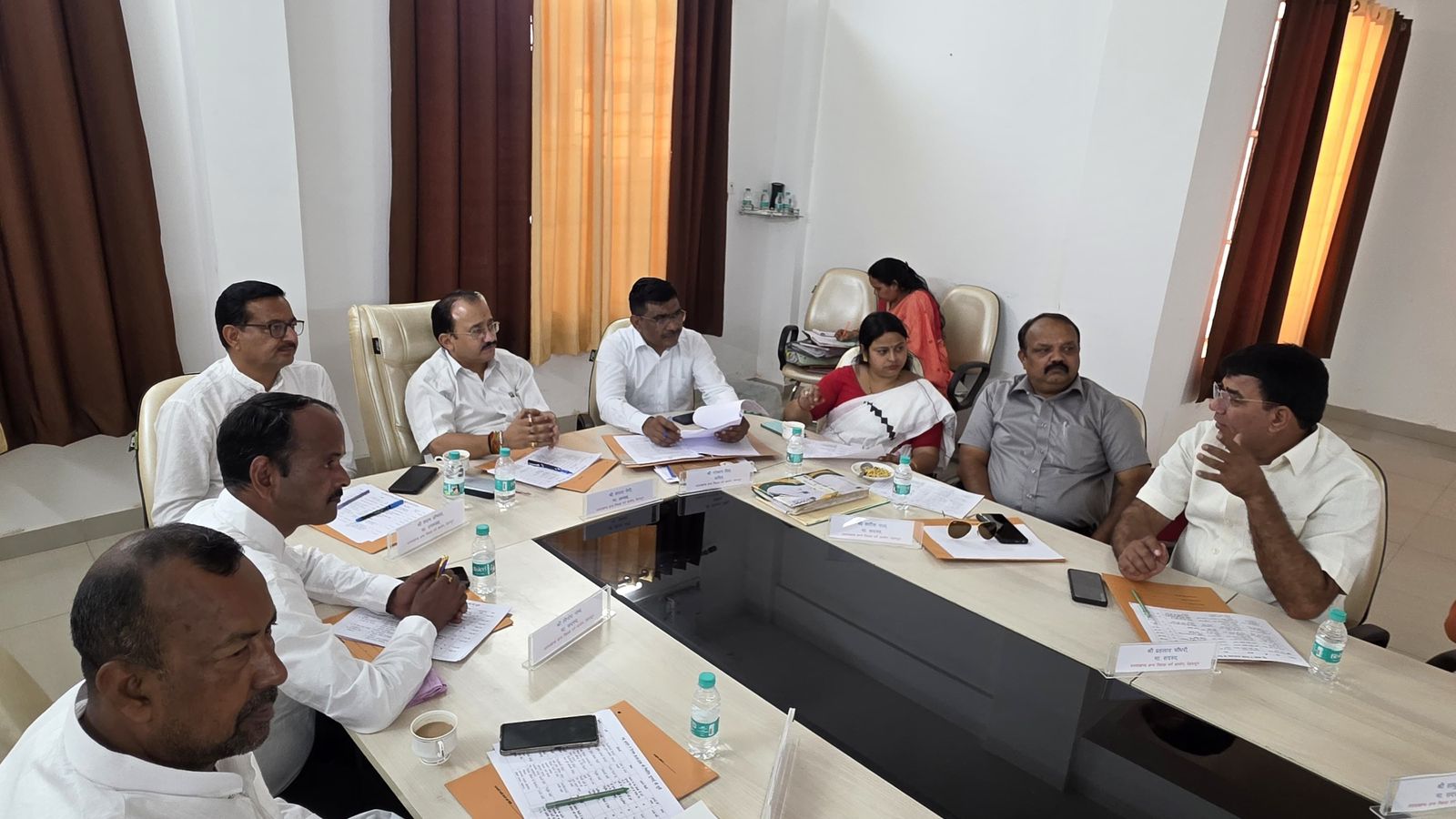 ओबीसी आयोग की जनसुनवाई में उठे भूमि, नियुक्ति और पेंशन के मामले