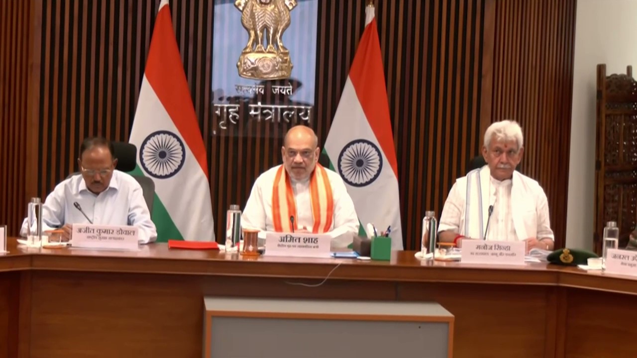 अमरनाथ की पवित्र यात्रा 3 जुलाई से शुरू, गृह मंत्री की उपस्थिति में उच्च स्तरीय बैठक