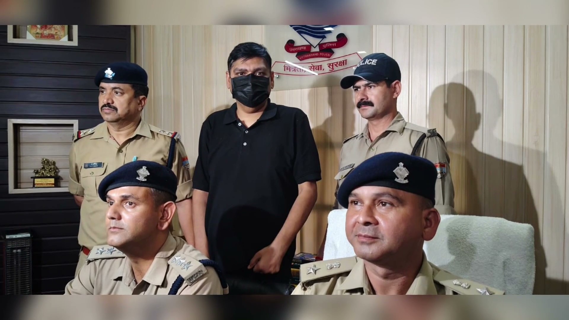 देहरादून पुलिस ने फर्जी आईपीएस किया गिरफ्तार