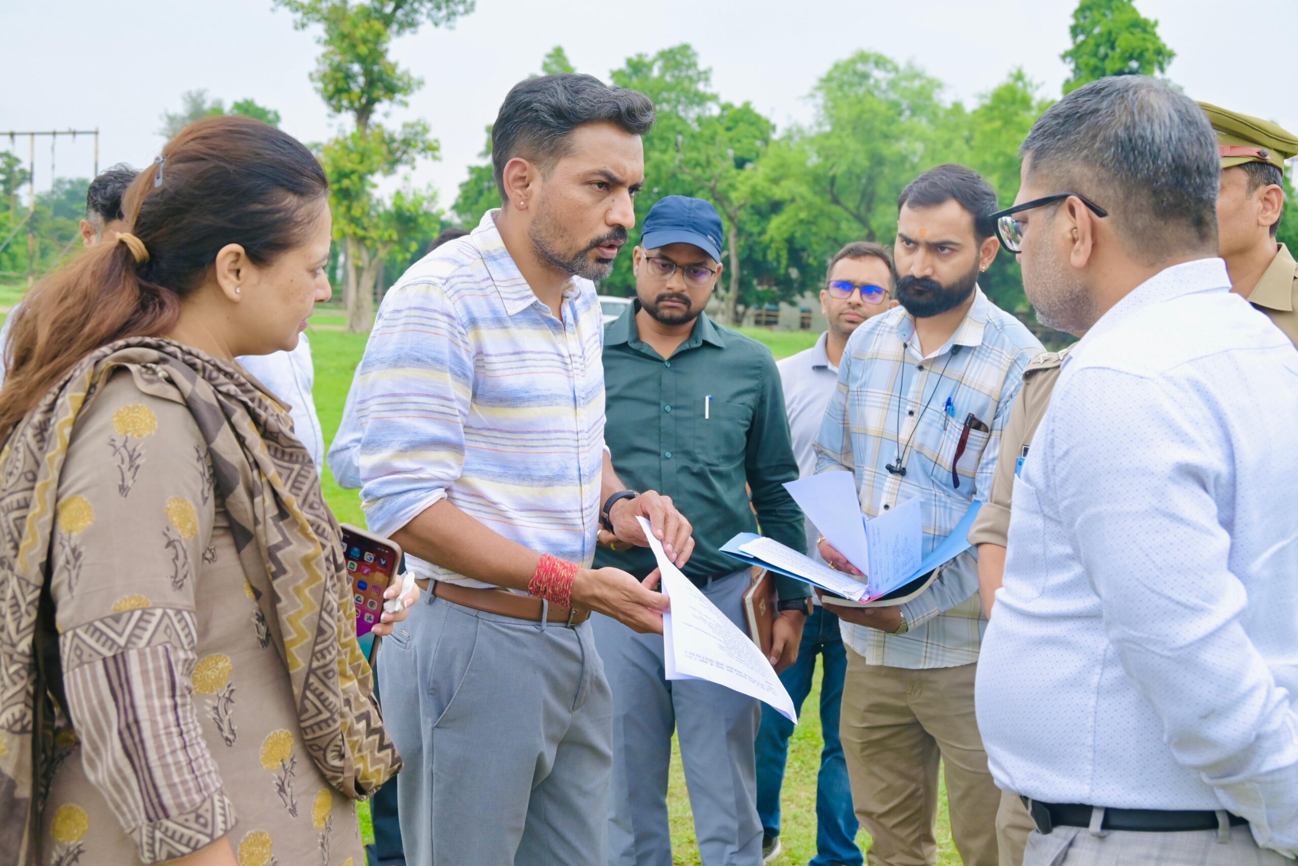 25 जुलाई तक हर हाल में पूरी हों कांवड़ मेले की तैयारियां, लापरवाही नहीं होगी बर्दाश्त: डीएम