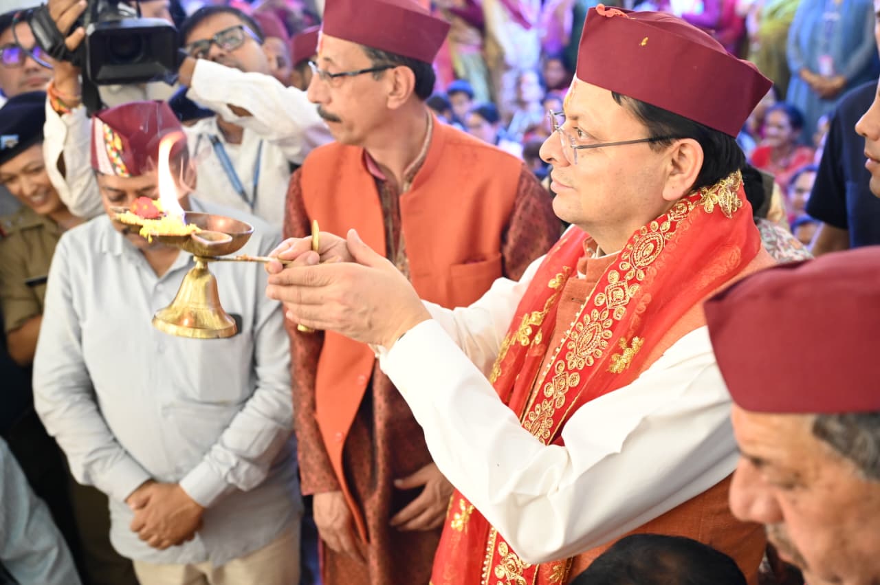 नंदा-सुनंदा की भक्ति में सराबोर हुआ नैनीताल, मुख्यमंत्री धामी ने की प्रदेश की सुख-समृद्धि की कामना