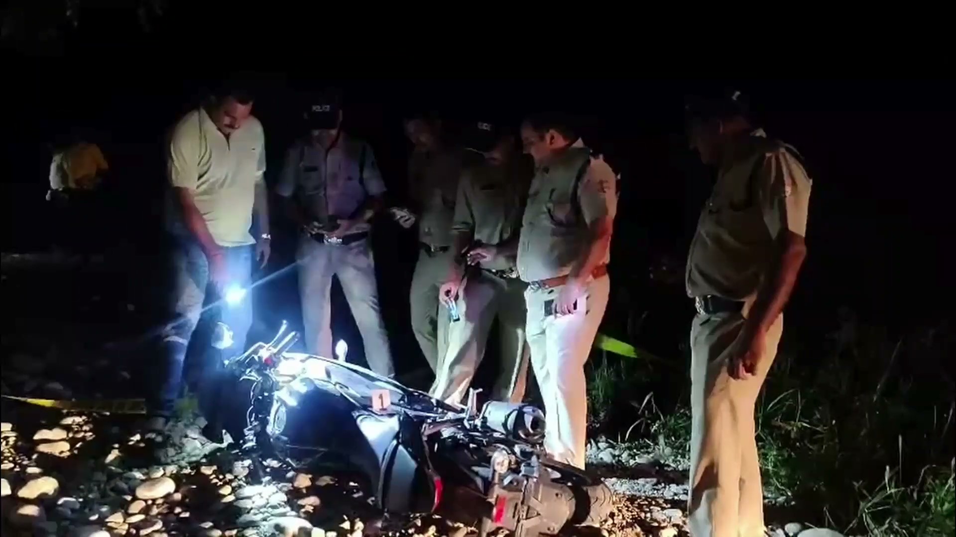 हरिद्वार में पुलिस और बदमाशों के बीच मुठभेड़, एक बदमाश घायल