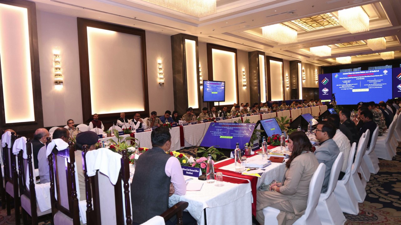 उत्तराखंड विधानसभा चुनाव 2027 की तैयारियों को लेकर निर्वाचन आयोग की समीक्षा बैठक संपन्न