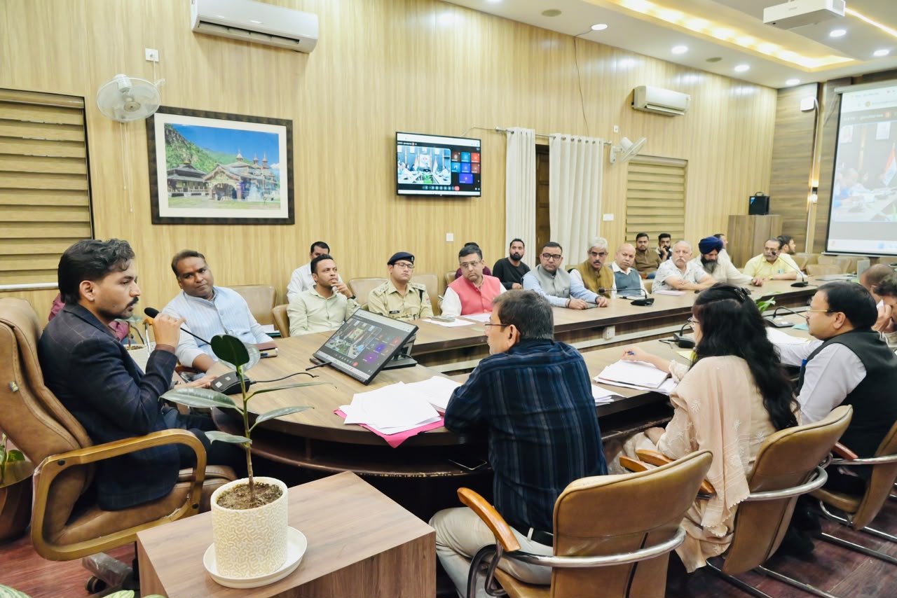 देहरादून में निर्धारित स्थलों पर ही पटाखों की बिक्री की अनुमति